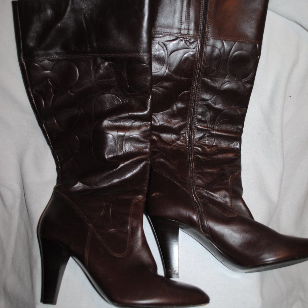 SLIGHTLY USED COACH BROWN LEATHER  BOOTS SZ 10